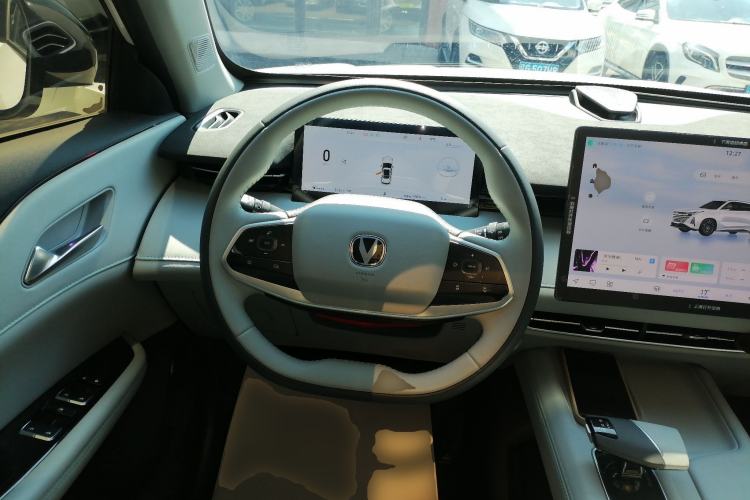 Used CHANGAN UNI-Z 2025 1.5T Luxury Version Steering Wheel