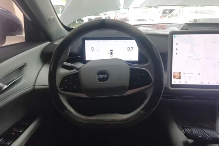 Used CHANGAN UNI-Z 2025 1.5T Premium Edition Steering Wheel