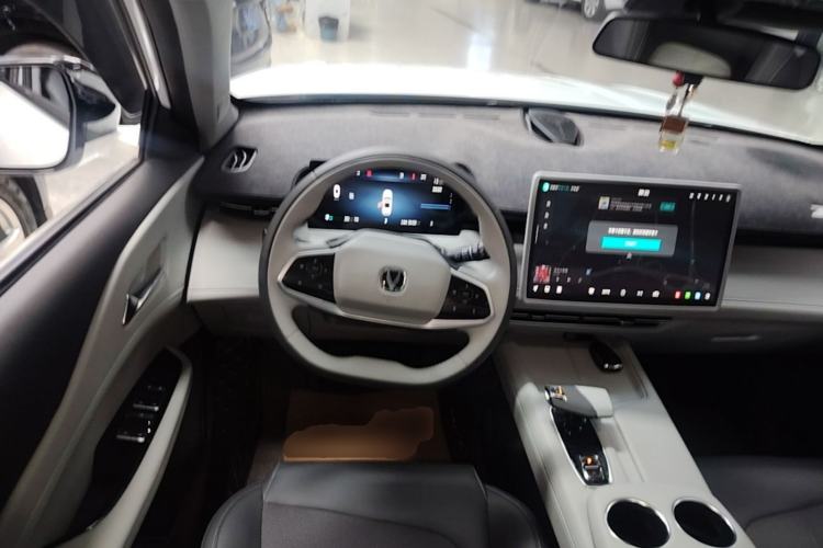 Used CHANGAN UNI-Z 2025 1.5T Luxury Version Steering Wheel