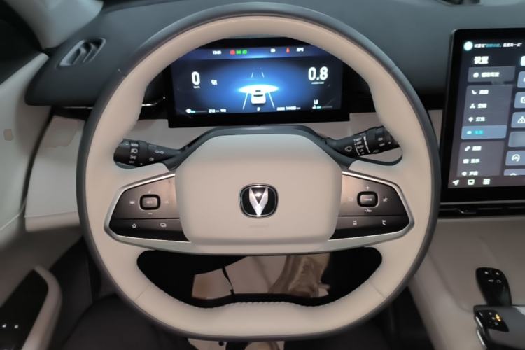 Used CHANGAN UNI-Z 2025 1.5T Luxury Version Steering Wheel