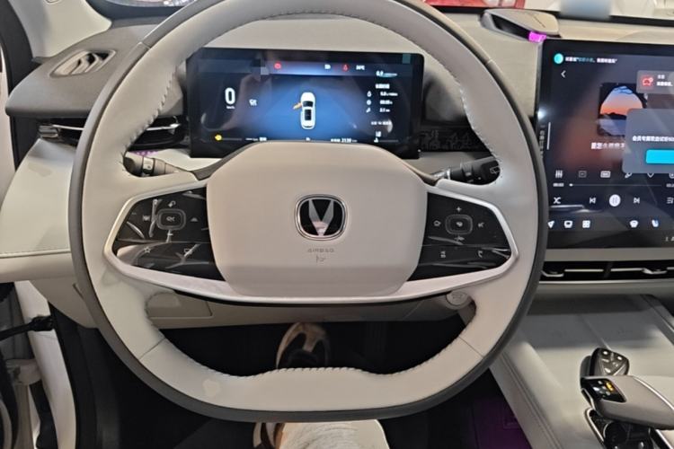 Used CHANGAN UNI-Z 2025 1.5T Premium Edition Steering Wheel