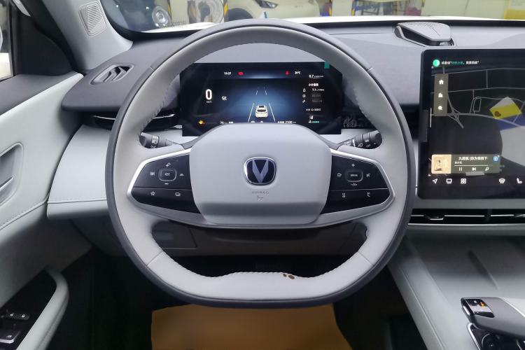 Used CHANGAN UNI-Z 2025 1.5T Premium Edition Steering Wheel