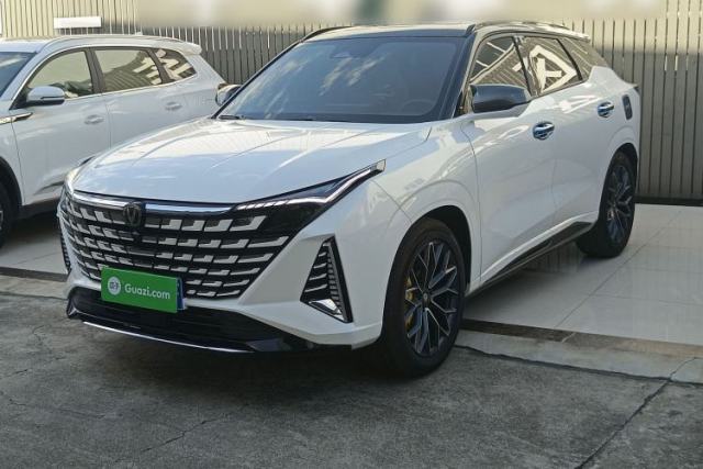 Used CHANGAN UNI-Z 2025 1.5T Luxury Version