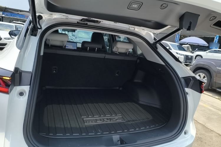 Used CHANGAN UNI-Z 2025 1.5T Premium Edition Trunk