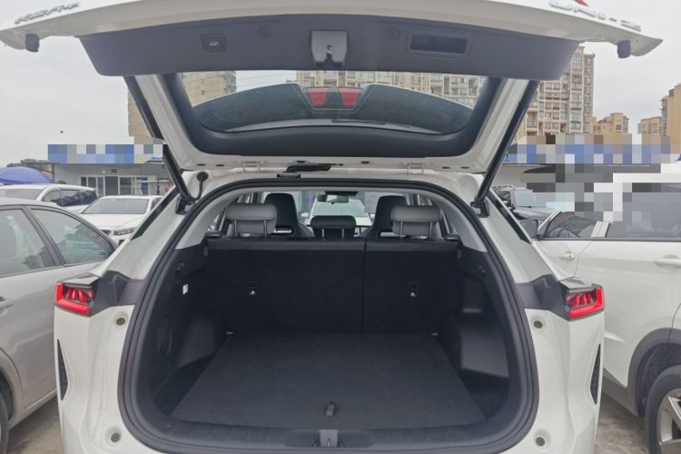 Used CHANGAN UNI-Z 2025 1.5T Premium Edition Trunk