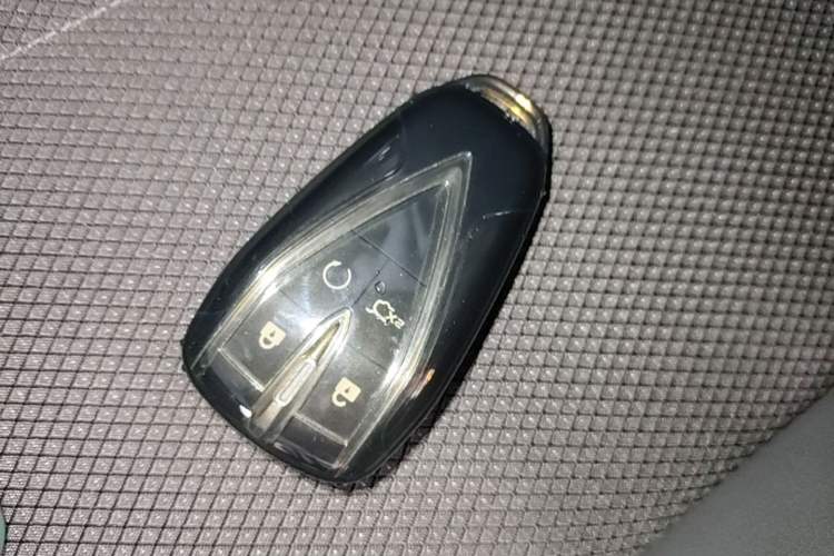 Used CHANGAN UNI-Z 2025 1.5T Luxury Version Vehicle Key