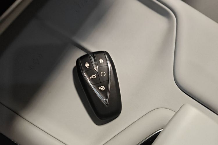 Used CHANGAN UNI-Z 2025 1.5T Premium Edition Vehicle Key