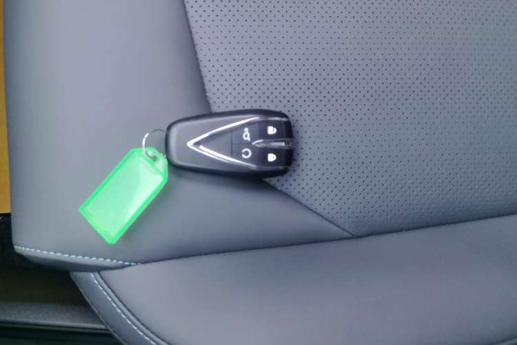 Used CHANGAN UNI-Z 2025 1.5T Premium Edition Vehicle Key