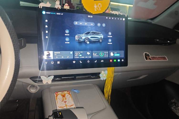 Used CHANGAN UNI-Z New Energy 2024 Blue Whale Smart Electric iDD 125km Beyond Edition Audio And AC Panel