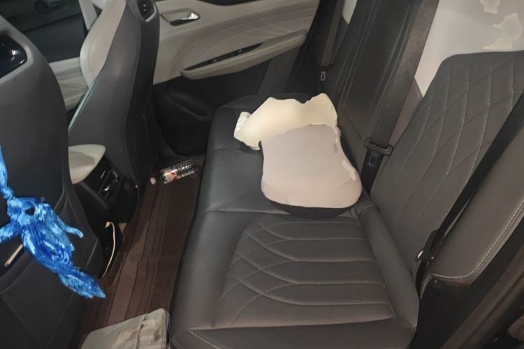 Used CHANGAN UNI-Z New Energy 2024 Blue Whale Smart Electric iDD 125km Beyond Edition Left Rear Seat
