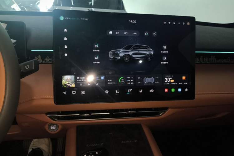 Used CHANGAN UNI-Z New Energy 2024 Blue Whale Smart Electric iDD 125km Excellence Model Audio And AC Panel