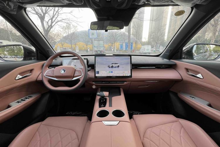 Used CHANGAN UNI-Z New Energy 2024 Blue Whale Smart Electric iDD 125km Beyond Edition Audio And AC Panel