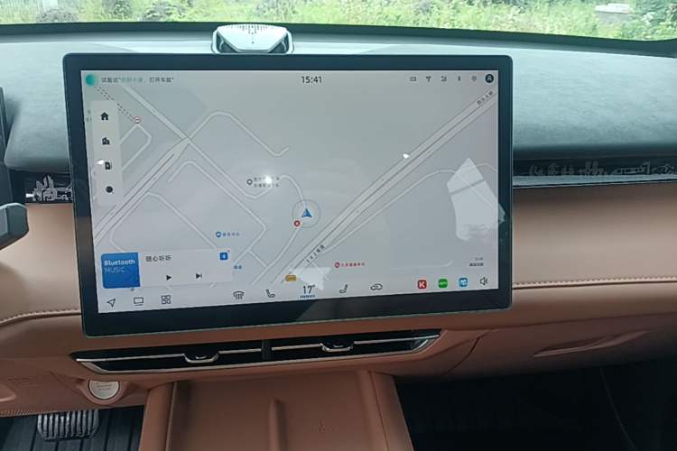 Used CHANGAN UNI-Z New Energy 2024 Blue Whale Smart Electric iDD 125km Excellence Model Audio And AC Panel