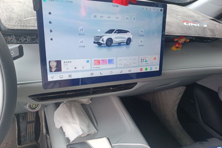 Used CHANGAN UNI-Z New Energy 2024 Blue Whale Smart Electric iDD 125km Excellence Model Audio And AC Panel