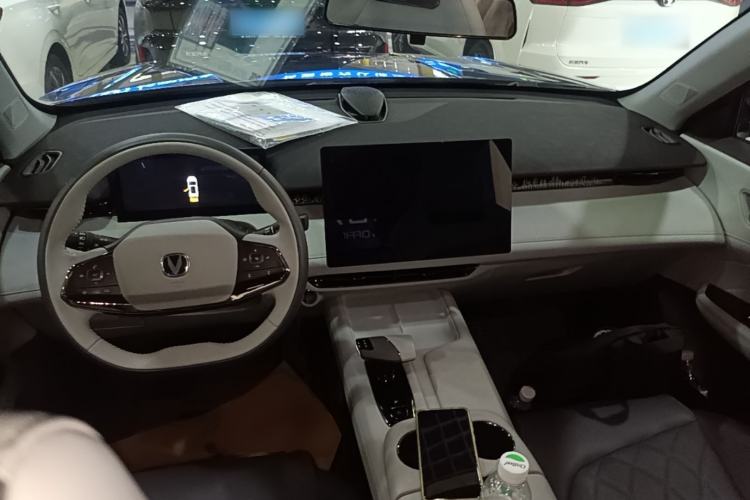 Used CHANGAN UNI-Z New Energy 2024 Blue Whale Smart Electric iDD 125km Excellence Model Center Console