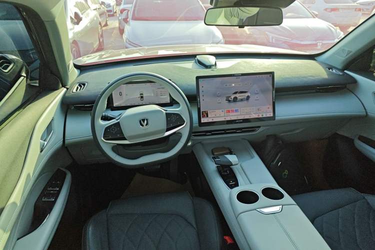 Used CHANGAN UNI-Z New Energy 2024 Blue Whale Smart Electric iDD 125km Beyond Edition Center Console