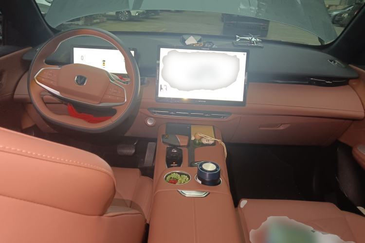 Used CHANGAN UNI-Z New Energy 2024 Blue Whale Smart Electric iDD 125km Beyond Edition Center Console