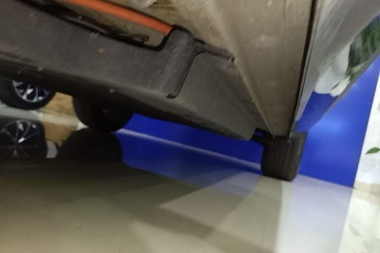 Used CHANGAN UNI-Z New Energy 2024 Blue Whale Smart Electric iDD 125km Excellence Model Chassis Front Left