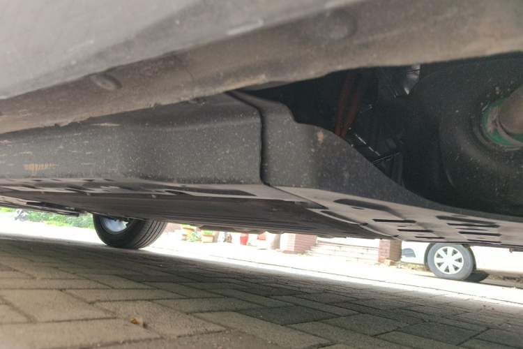 Used CHANGAN UNI-Z New Energy 2024 Blue Whale Smart Electric iDD 125km Excellence Model Chassis Rear Left
