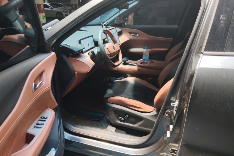 Used CHANGAN UNI-Z New Energy 2024 Blue Whale Smart Electric iDD 125km Beyond Edition Driver Seat
