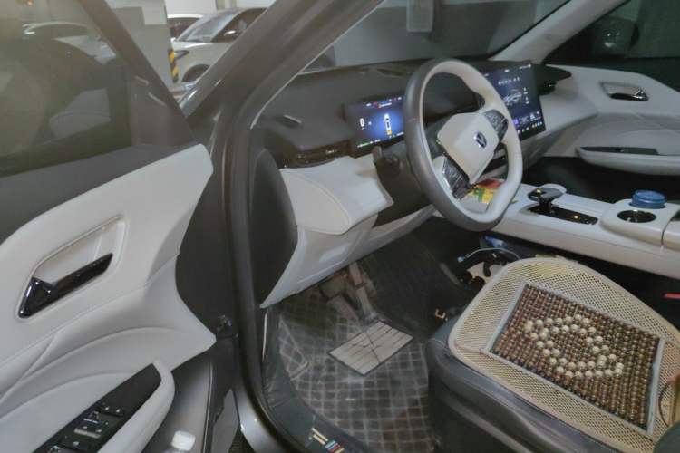 Used CHANGAN UNI-Z New Energy 2024 Blue Whale Smart Electric iDD 125km Excellence Model Driver Seat