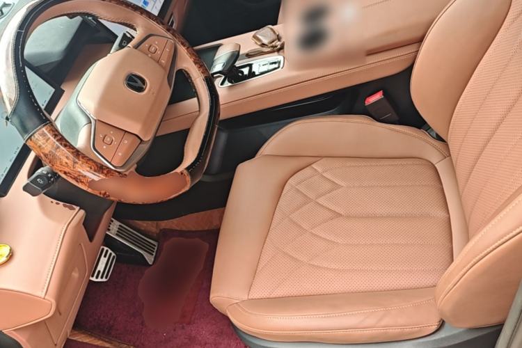 Used CHANGAN UNI-Z New Energy 2024 Blue Whale Smart Electric iDD 125km Excellence Model Driver Seat