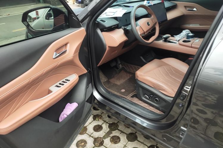 Used CHANGAN UNI-Z New Energy 2024 Blue Whale Smart Electric iDD 125km Excellence Model Driver Seat