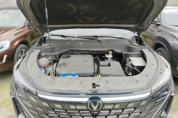 Used CHANGAN UNI-Z New Energy 2024 Blue Whale Smart Electric iDD 125km Beyond Edition Engine Bay