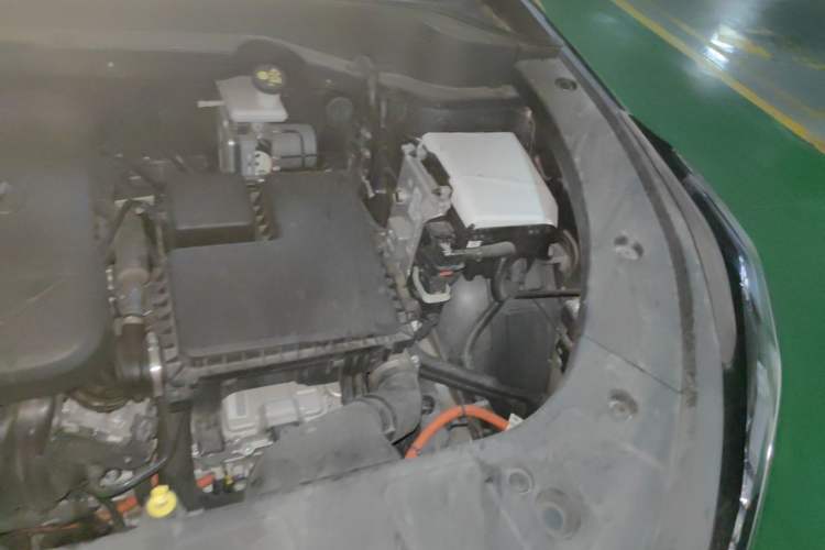 Used CHANGAN UNI-Z New Energy 2024 Blue Whale Smart Electric iDD 125km Excellence Model Engine Bay Left