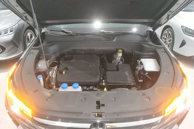 Used CHANGAN UNI-Z New Energy 2024 Blue Whale Smart Electric iDD 125km Beyond Edition Engine Bay