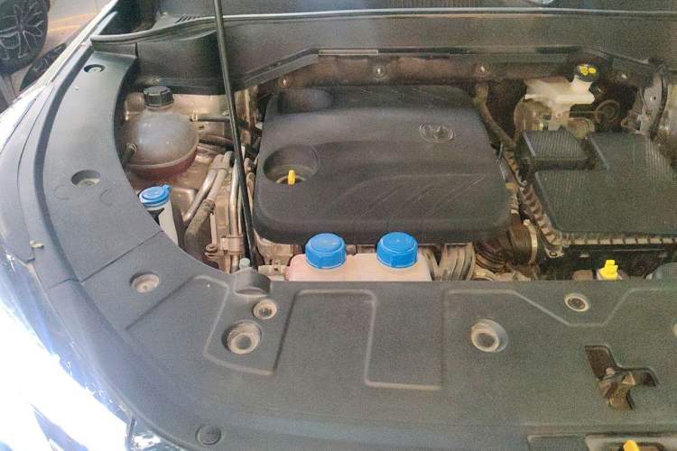 Used CHANGAN UNI-Z New Energy 2024 Blue Whale Smart Electric iDD 125km Beyond Edition Engine Bay Right