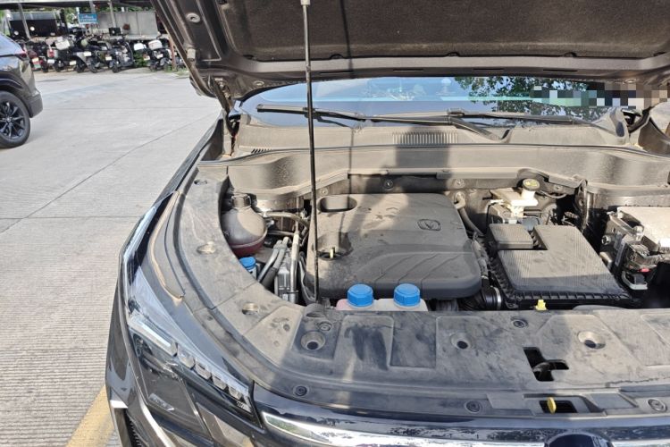 Used CHANGAN UNI-Z New Energy 2024 Blue Whale Smart Electric iDD 125km Excellence Model Engine Bay Right