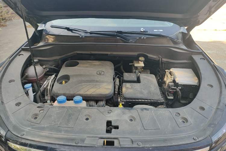 Used CHANGAN UNI-Z New Energy 2024 Blue Whale Smart Electric iDD 125km Beyond Edition Engine Bay