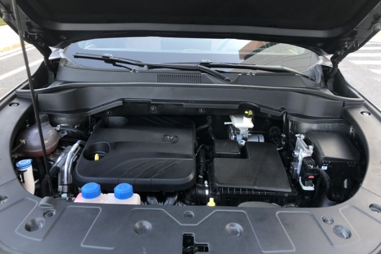 Used CHANGAN UNI-Z New Energy 2024 Blue Whale Smart Electric iDD 125km Beyond Edition Engine Bay