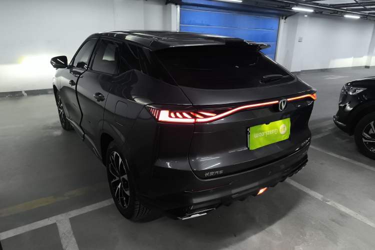 Used CHANGAN UNI-Z New Energy 2024 Blue Whale Smart Electric iDD 125km Beyond Edition Exterior 3