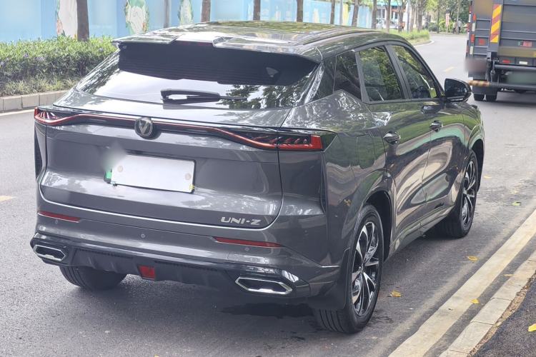 Used CHANGAN UNI-Z New Energy 2024 Blue Whale Smart Electric iDD 125km Beyond Edition Exterior 4