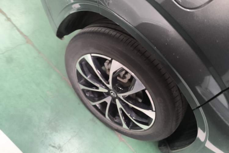 Used CHANGAN UNI-Z New Energy 2024 Blue Whale Smart Electric iDD 125km Beyond Edition Exterior 5