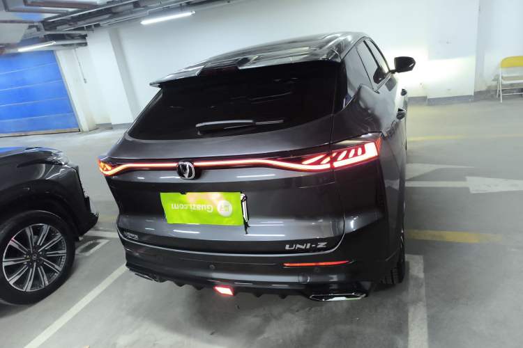 Used CHANGAN UNI-Z New Energy 2024 Blue Whale Smart Electric iDD 125km Beyond Edition Exterior 5