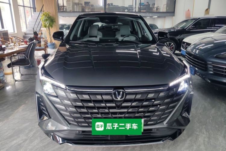 Used CHANGAN UNI-Z New Energy 2024 Blue Whale Smart Electric iDD 125km Beyond Edition Front