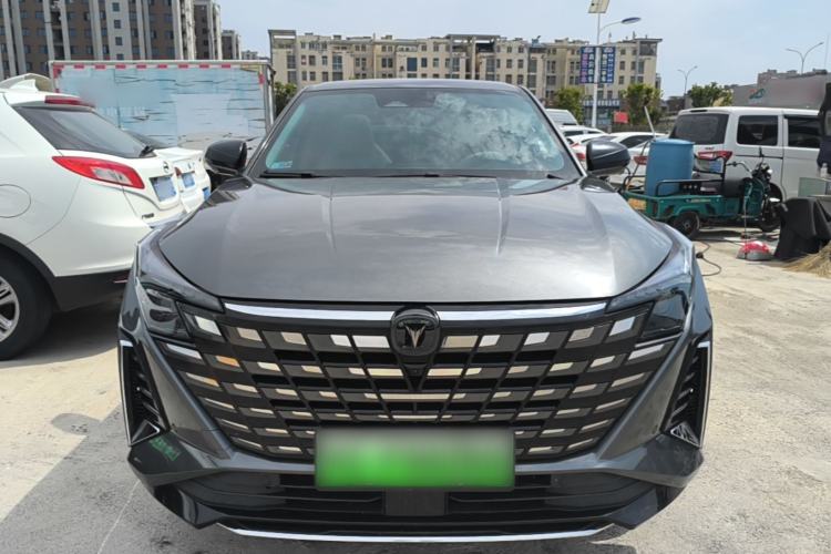 Used CHANGAN UNI-Z New Energy 2024 Blue Whale Smart Electric iDD 125km Beyond Edition Front