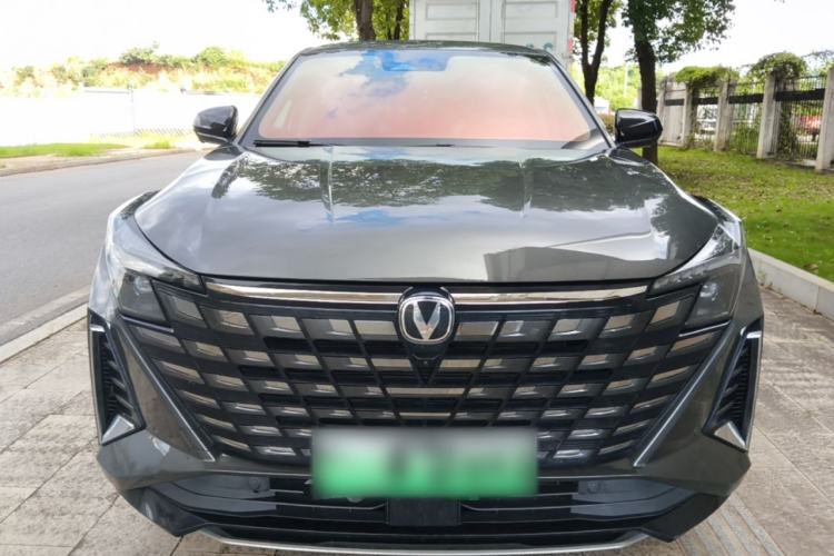 Used CHANGAN UNI-Z New Energy 2024 Blue Whale Smart Electric iDD 125km Beyond Edition Front