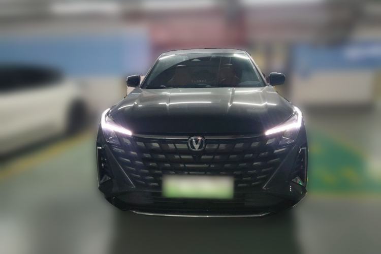 Used CHANGAN UNI-Z New Energy 2024 Blue Whale Smart Electric iDD 125km Beyond Edition Front