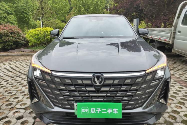 Used CHANGAN UNI-Z New Energy 2024 Blue Whale Smart Electric iDD 125km Excellence Model Front