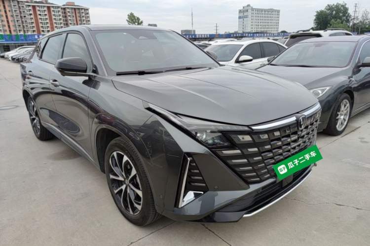 Used CHANGAN UNI-Z New Energy 2024 Blue Whale Smart Electric iDD 125km Excellence Model Front Right 45 Deg