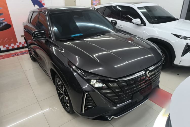Used CHANGAN UNI-Z New Energy 2024 Blue Whale Smart Electric iDD 125km Beyond Edition Front Right 45 Deg