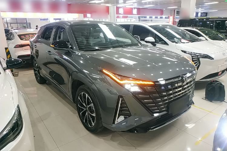 Used CHANGAN UNI-Z New Energy 2024 Blue Whale Smart Electric iDD 125km Beyond Edition Front Right 45 Deg