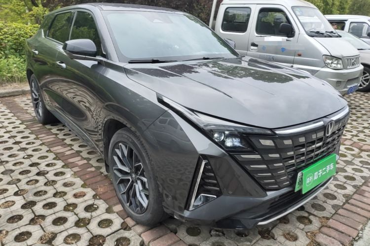 Used CHANGAN UNI-Z New Energy 2024 Blue Whale Smart Electric iDD 125km Excellence Model Front Right 45 Deg