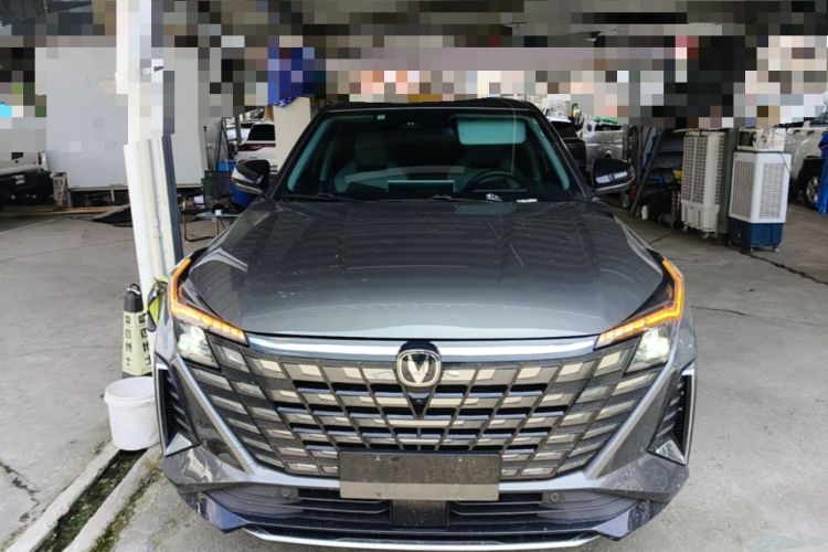 Used CHANGAN UNI-Z New Energy 2024 Blue Whale Smart Electric iDD 125km Excellence Model Front