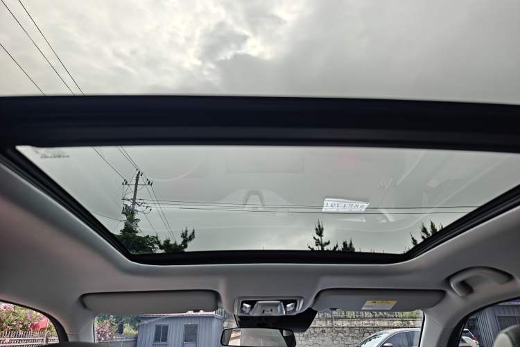 Used CHANGAN UNI-Z New Energy 2024 Blue Whale Smart Electric iDD 125km Excellence Model Headliner