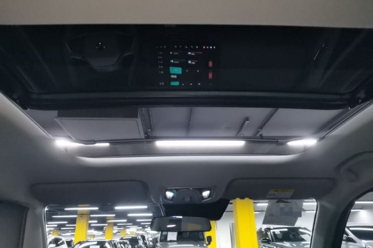 Used CHANGAN UNI-Z New Energy 2024 Blue Whale Smart Electric iDD 125km Beyond Edition Headliner